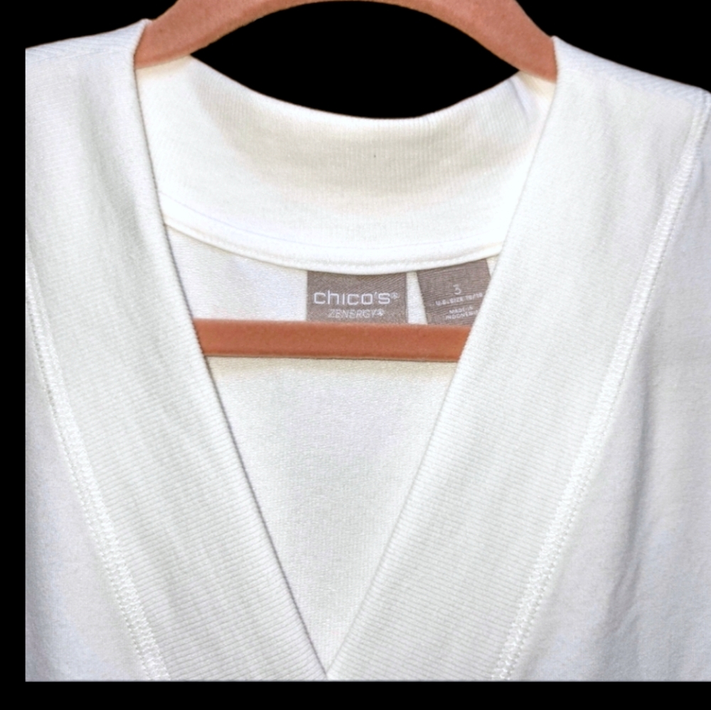 Chico's Long Sleeve Stretchy White Tunic Long Sleeves Vee Neck